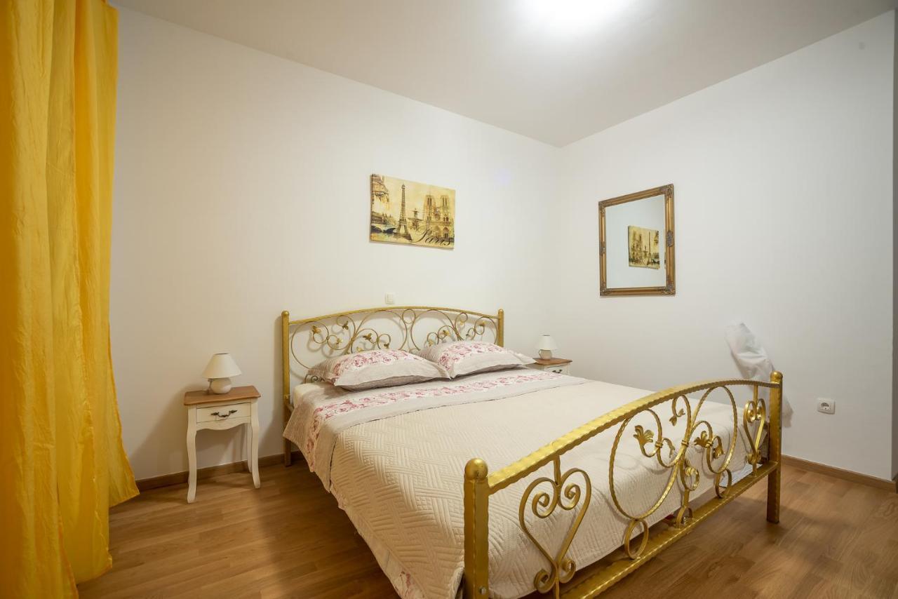 Apartments Sandrina Vrsi Zewnętrze zdjęcie