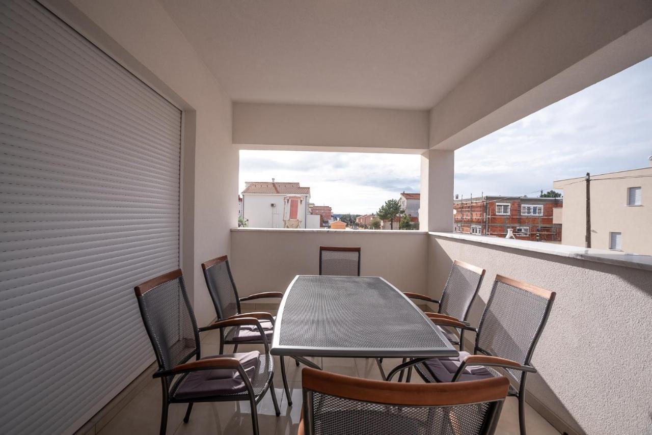 Apartments Sandrina Vrsi Zewnętrze zdjęcie