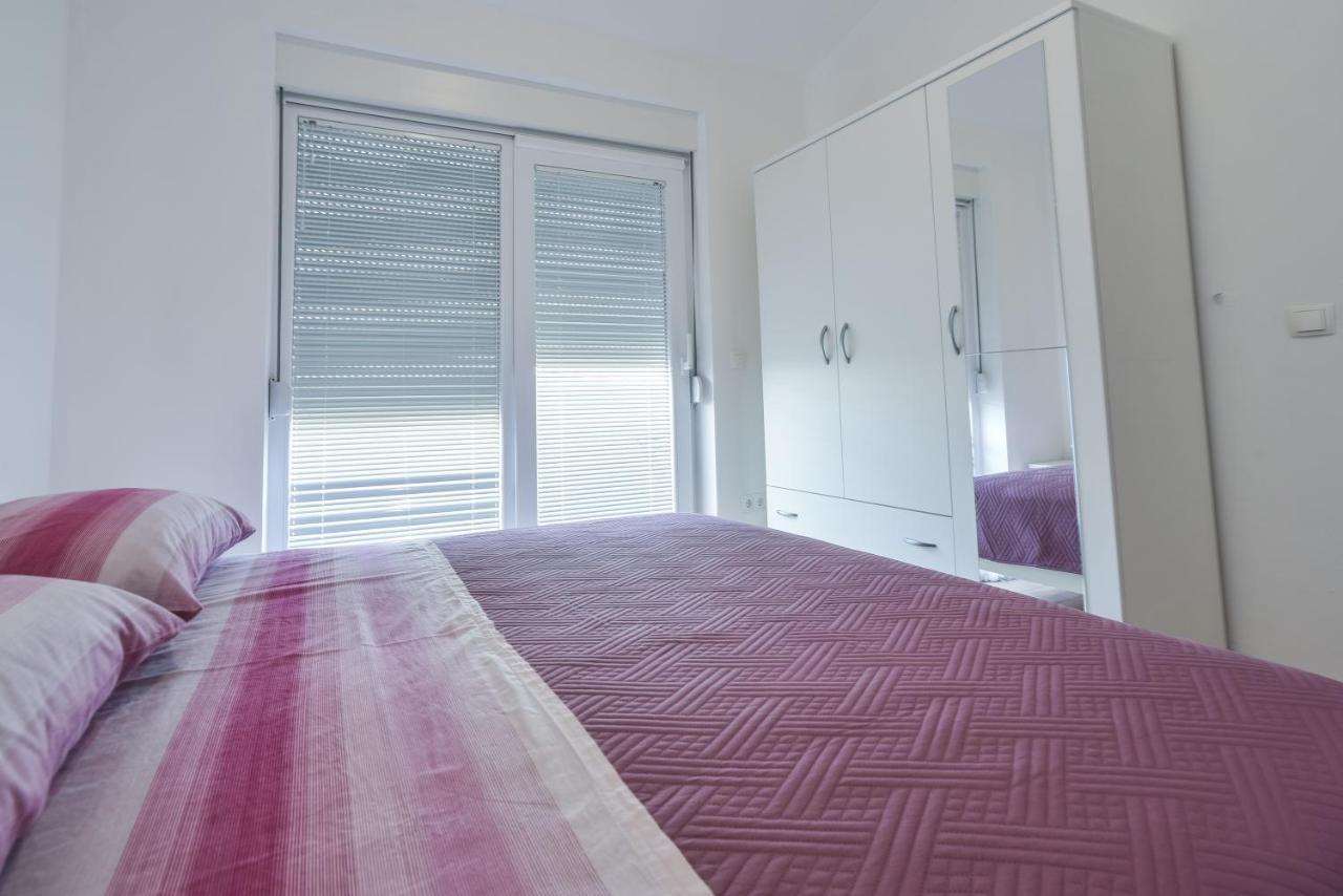 Apartments Sandrina Vrsi Zewnętrze zdjęcie